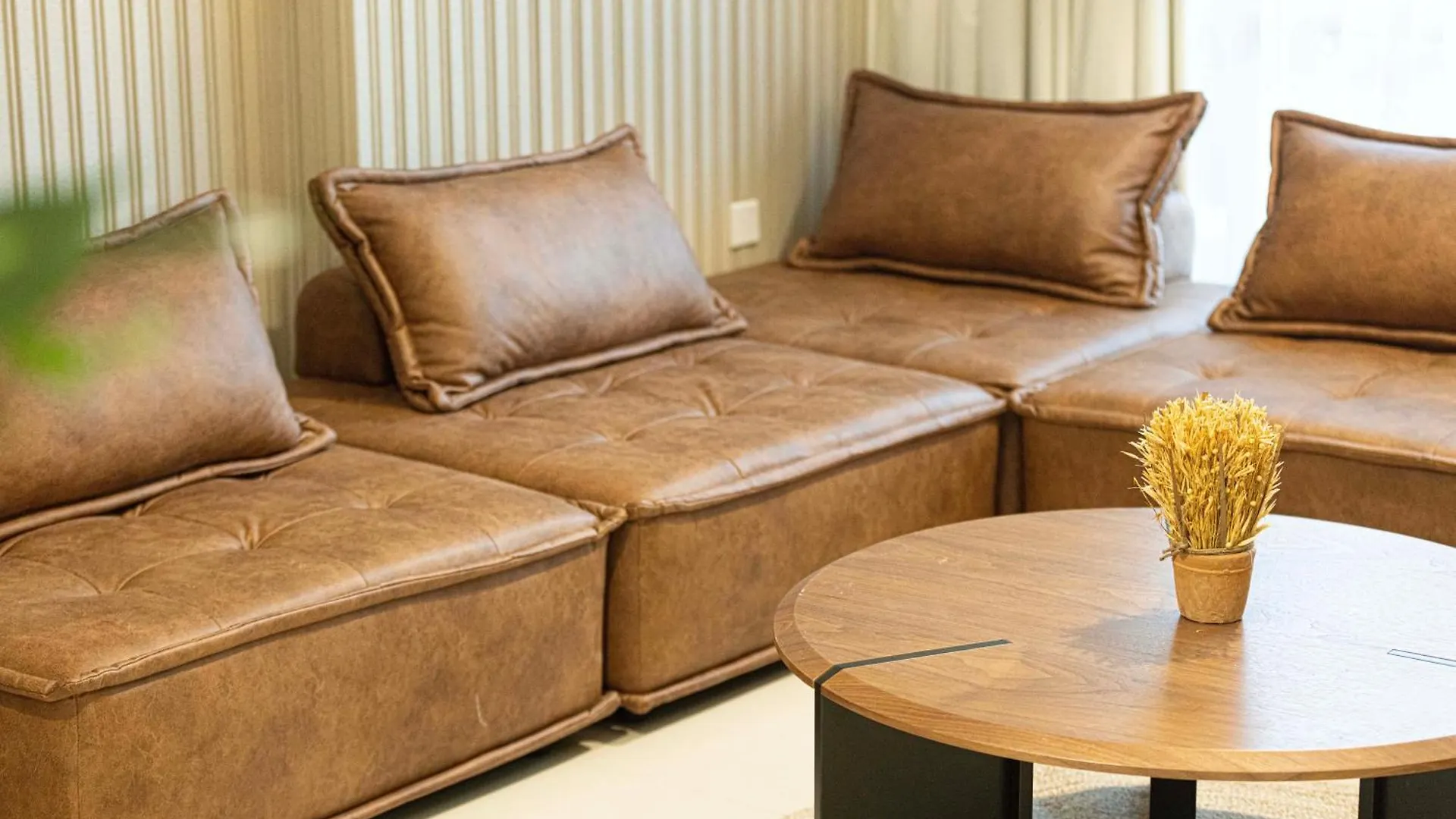 1Br Forest Blues By Blue Cloud Holidays Sharjah